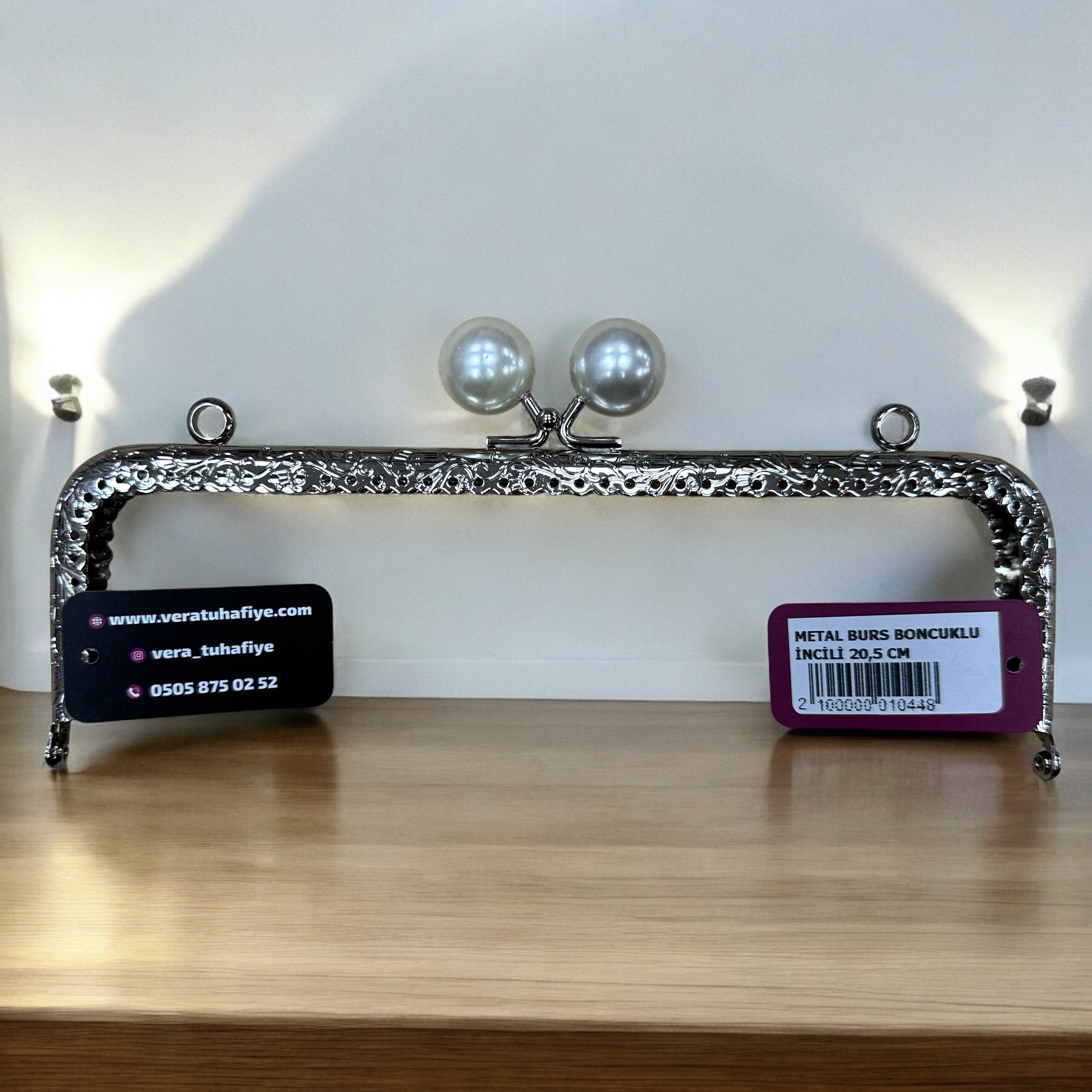 20.5 CM DİKMELİ BONCUKLU